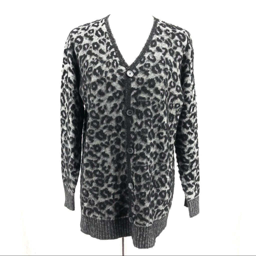 La Vie By Rebecca Taylor Gray/Black Leopard Print Button Front Cardigan Size L